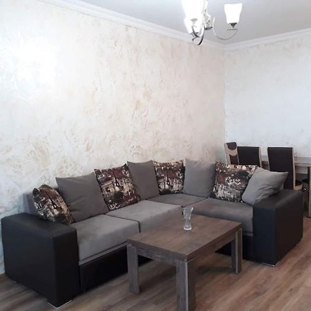 Mariamis Hous Apartment Batumi Ngoại thất bức ảnh